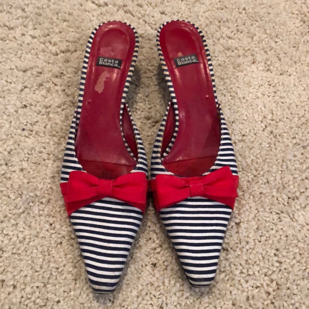 Costa Blanca Striped Heels with Red Bow, size 9M,